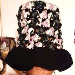 #16L❤️ve HANDMADE. BUCKET HAT